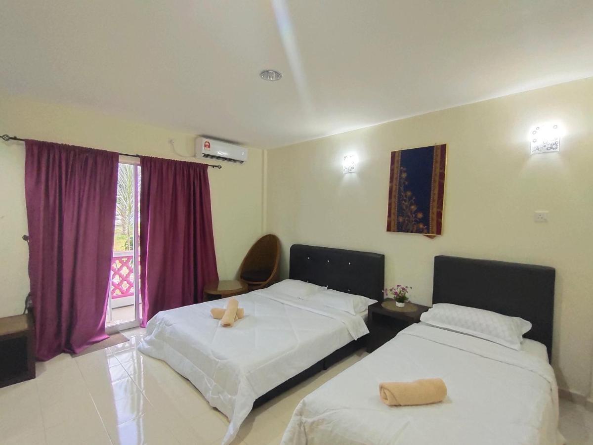 Huda Inn Пантай Ченанг Екстериор снимка