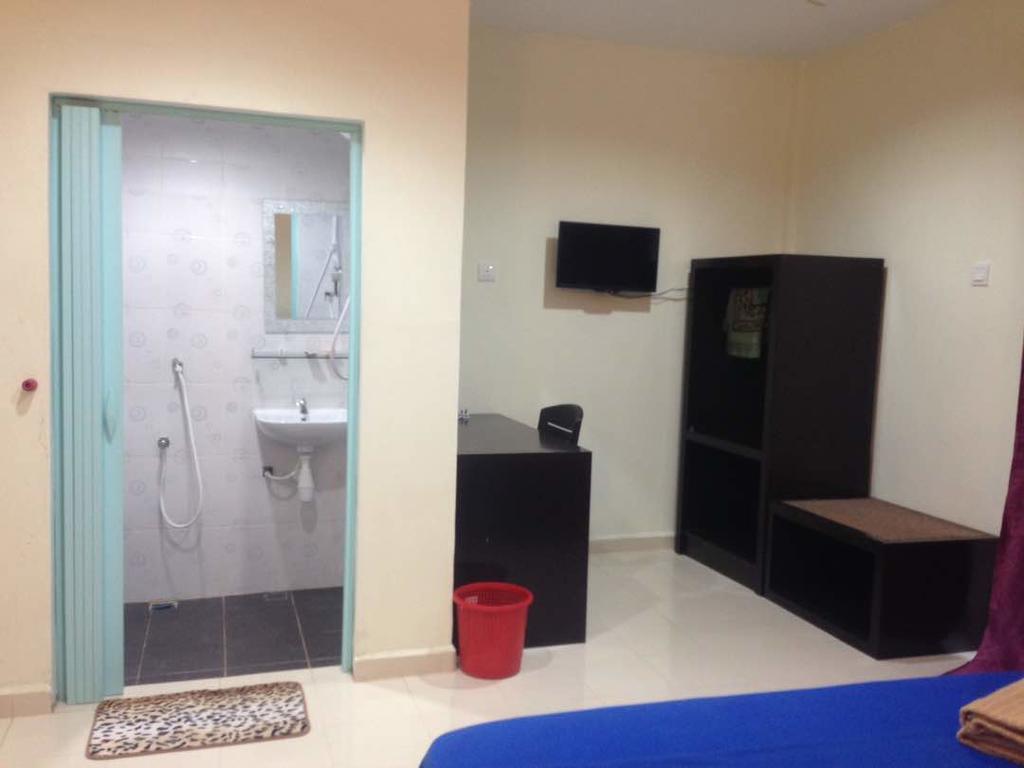 Huda Inn Пантай Ченанг Екстериор снимка