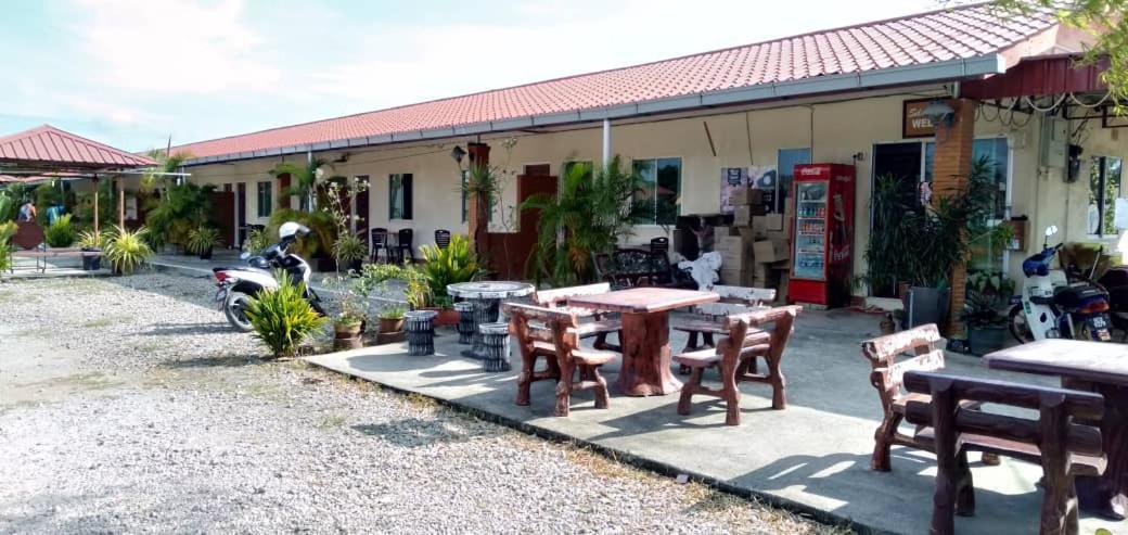 Huda Inn Пантай Ченанг Екстериор снимка